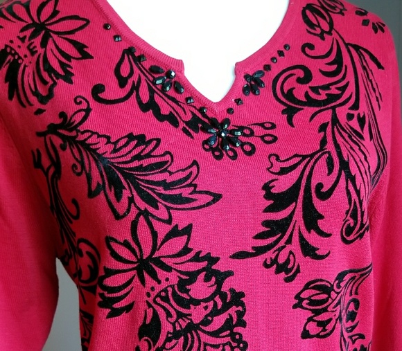 Alfred  Dunner sweater. - Picture 2 of 5